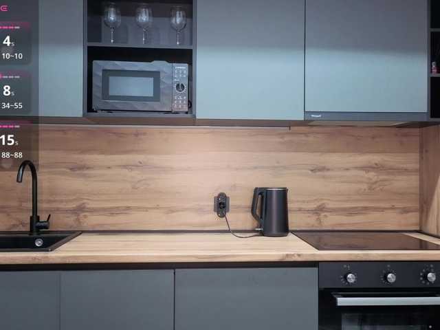 Alice-World8's BongaCams show and profile