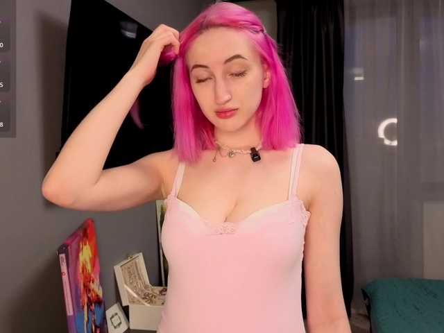 Alice-World8's BongaCams show and profile