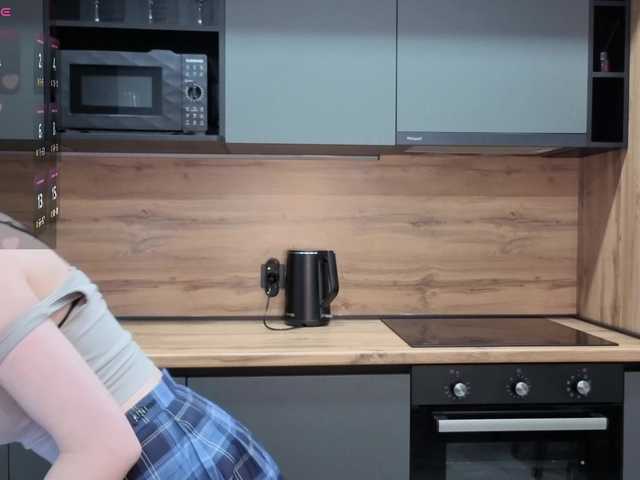 Alice-World8's BongaCams show and profile