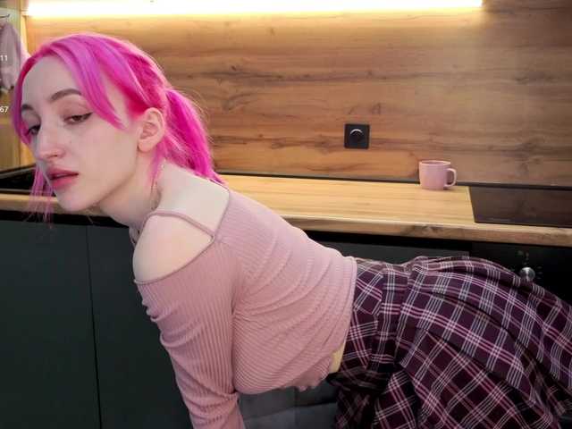 Alice-World8's BongaCams show and profile