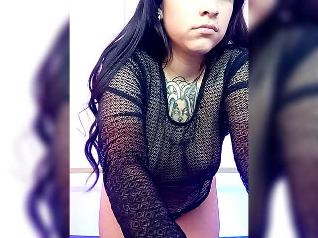 adri-gomez1's BongaCams show and profile