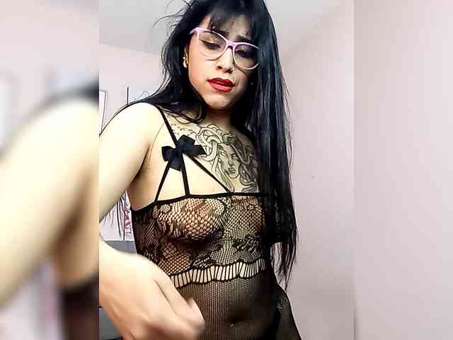 adri-gomez1 webcam