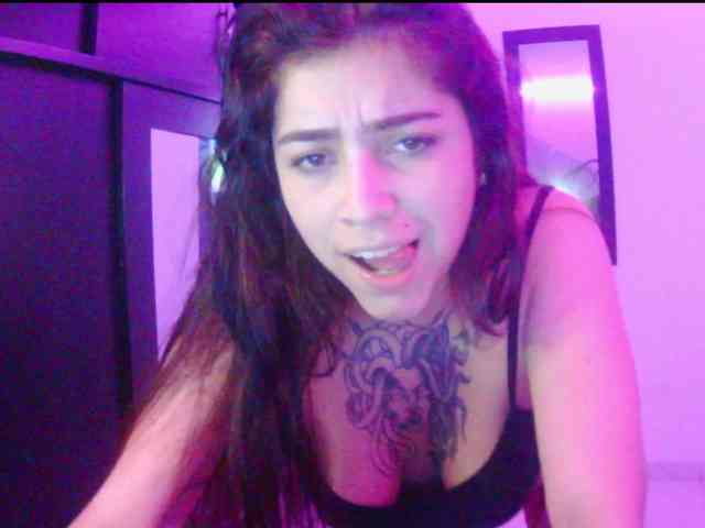 adri-gomez1 webcam