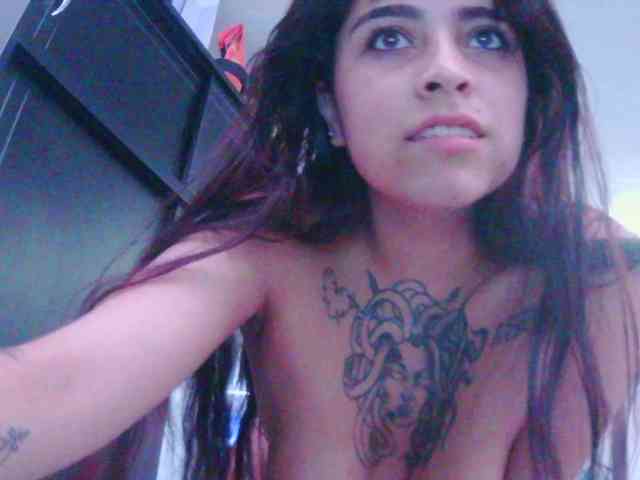 adri-gomez1 webcam