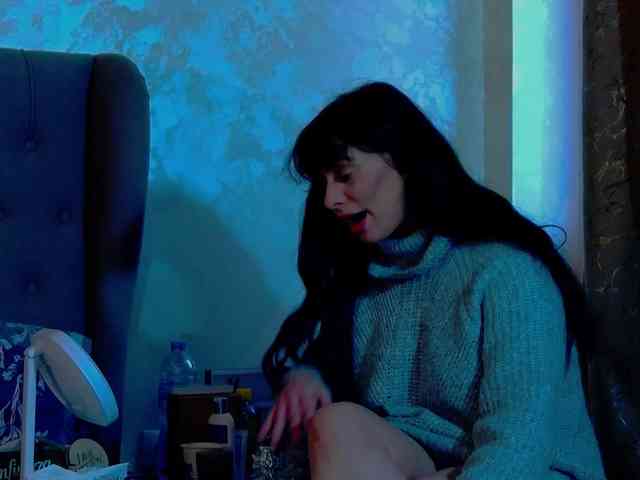 MadelynVelure webcam