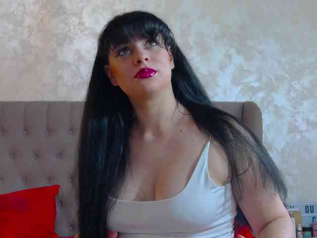 MadelynVelure webcam