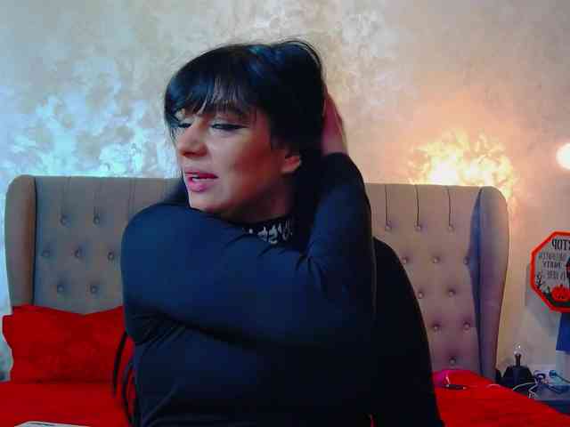 MadelynVelure webcam