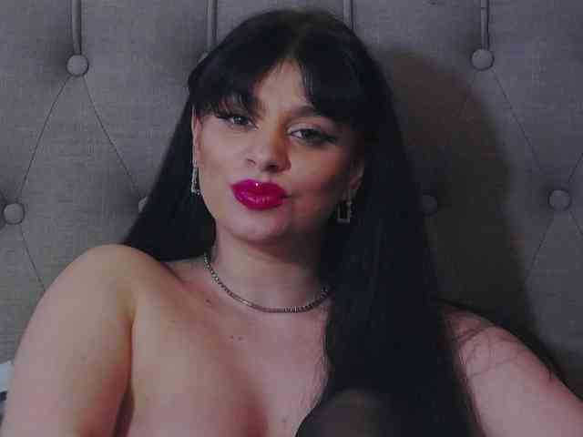 MadelynVelure webcam