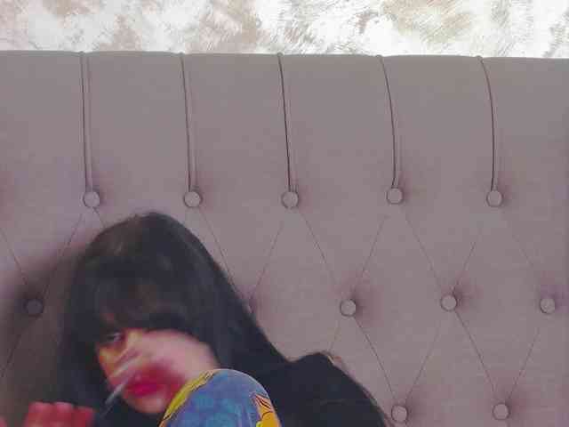 MadelynVelure webcam