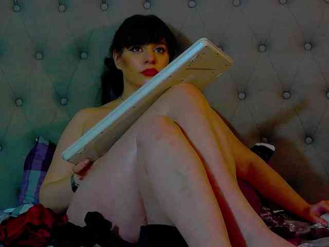 MadelynVelure MadelynVelure