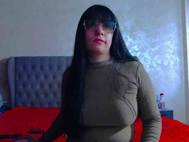 MadelynVelure webcam