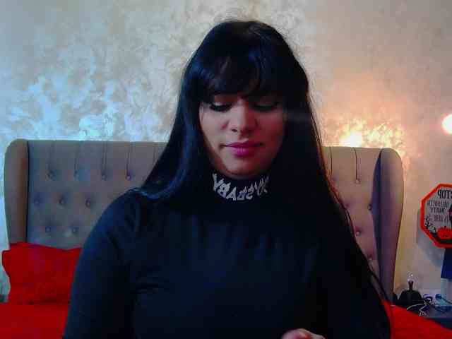 MadelynVelure webcam