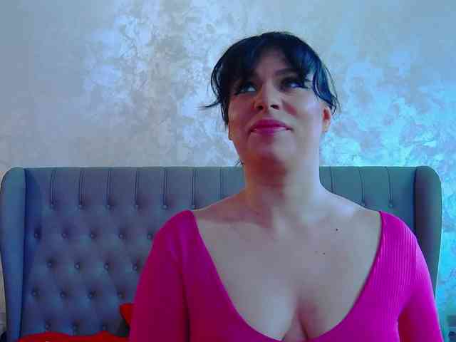 MadelynVelure webcam