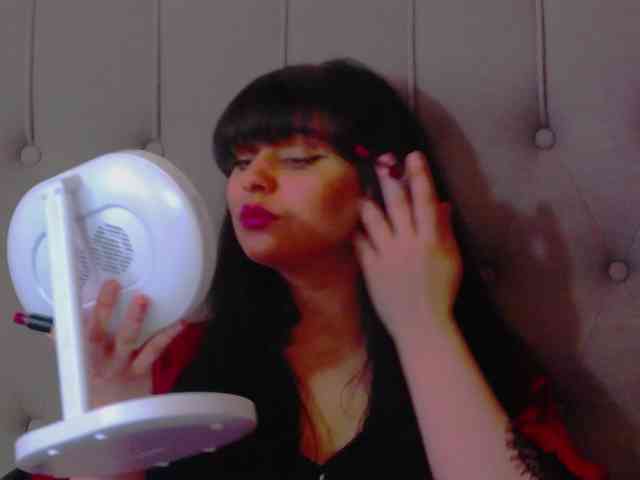 MadelynVelure webcam