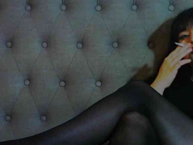 MadelynVelure webcam