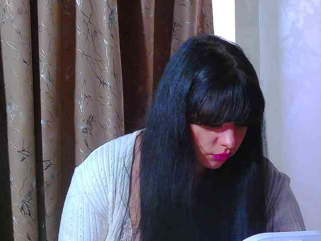 MadelynVelure webcam