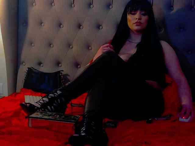 MadelynVelure webcam