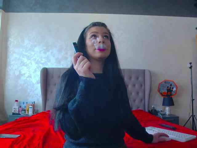 MadelynVelure MadelynVelure