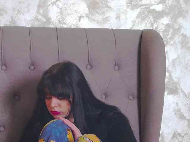 MadelynVelure webcam