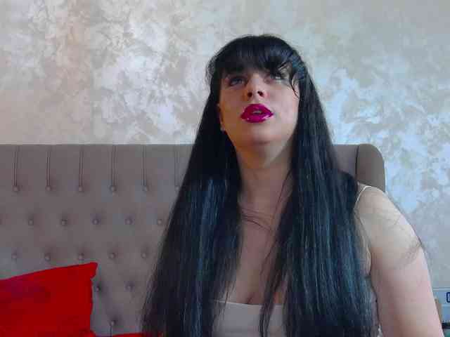 MadelynVelure webcam