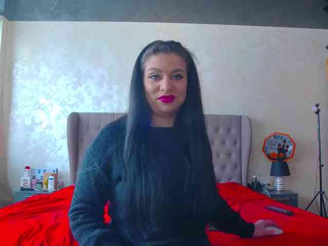 MadelynVelure MadelynVelure