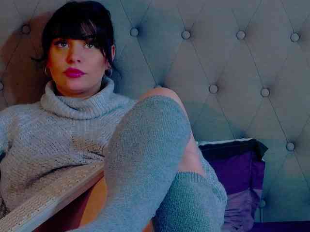 MadelynVelure webcam