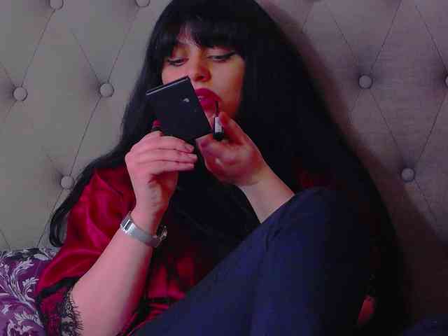 MadelynVelure webcam