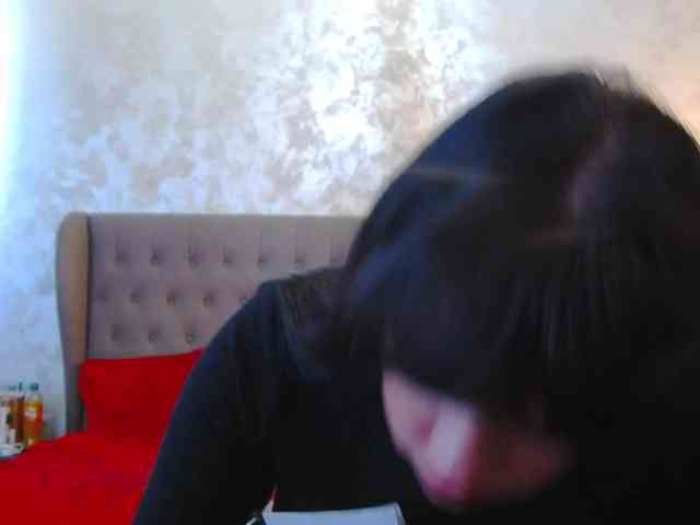 MadelynVelure webcam