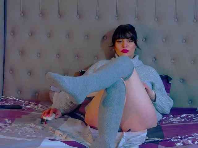 MadelynVelure webcam