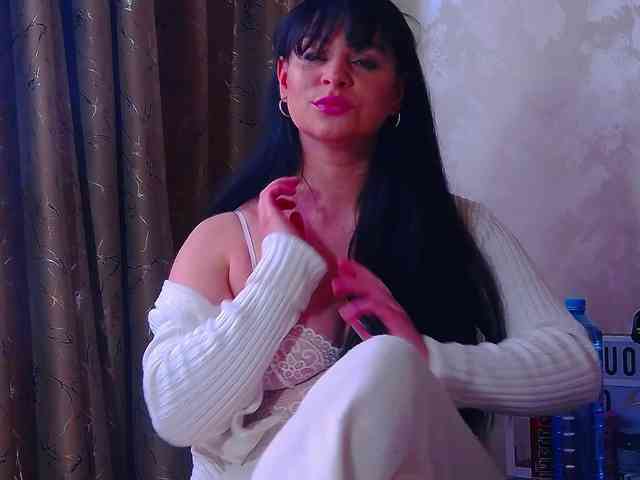 MadelynVelure webcam