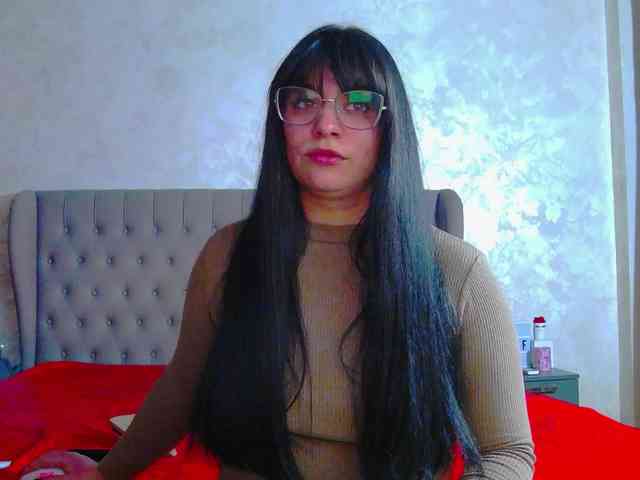 MadelynVelure webcam