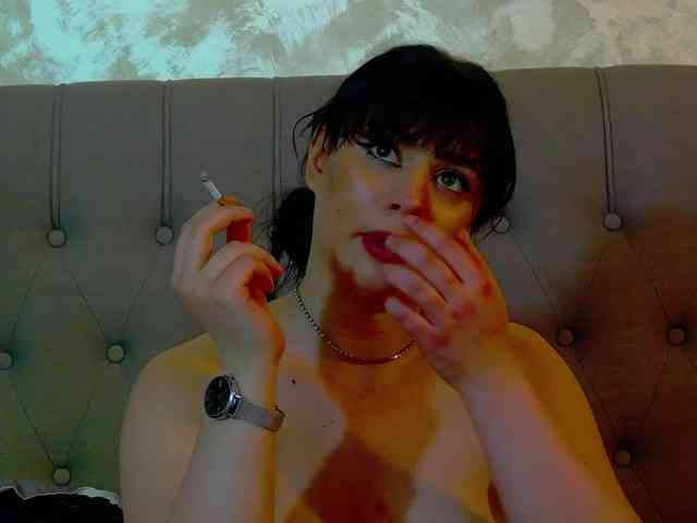 MadelynVelure webcam