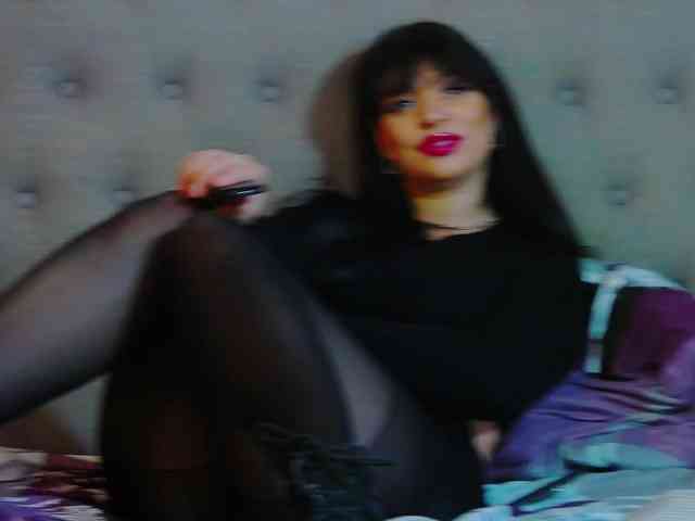 MadelynVelure webcam