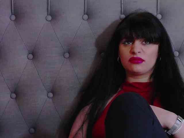 MadelynVelure webcam