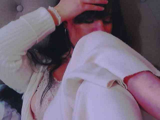 MadelynVelure webcam