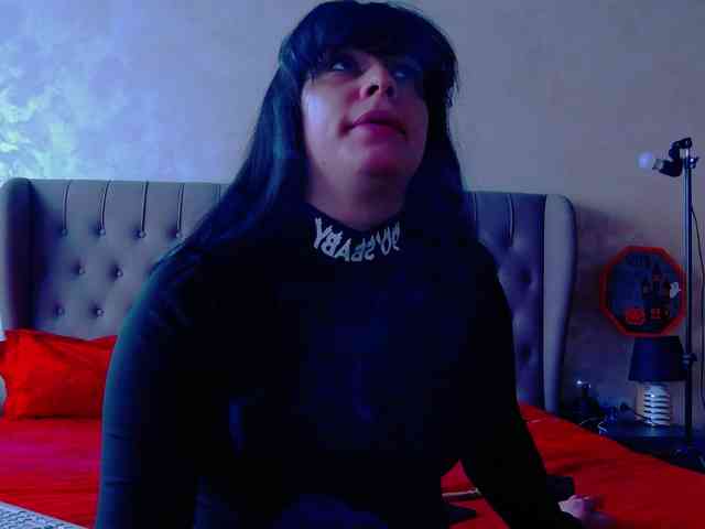 MadelynVelure webcam