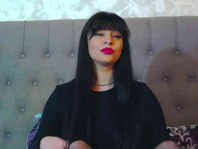 MadelynVelure MadelynVelure