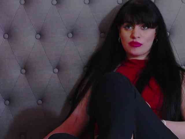 MadelynVelure webcam