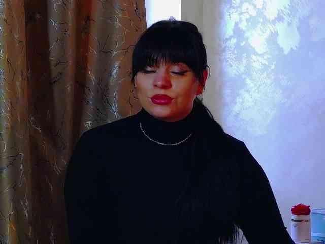 MadelynVelure webcam