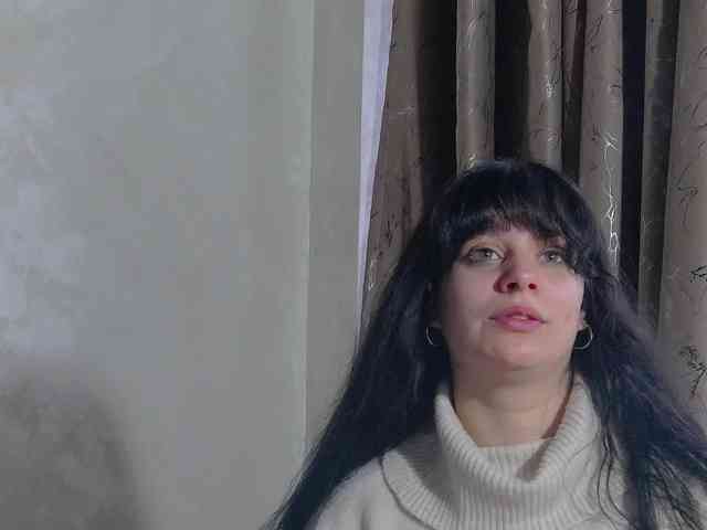 MadelynVelure webcam