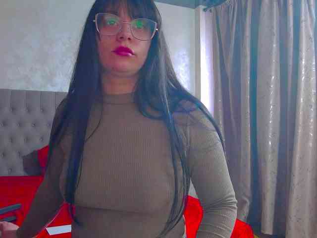 MadelynVelure webcam