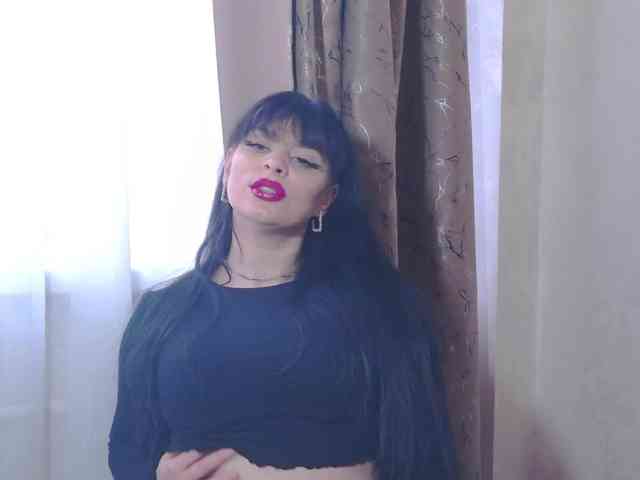 MadelynVelure webcam