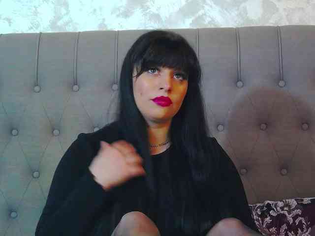 MadelynVelure MadelynVelure