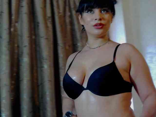 MadelynVelure webcam