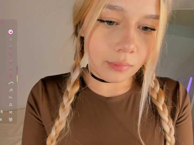 Admire 18 years old loveaudirs from BongaCams loveaudirs from BongaCams