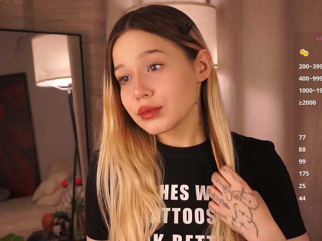 loveaudirs's BongaCams show and profile