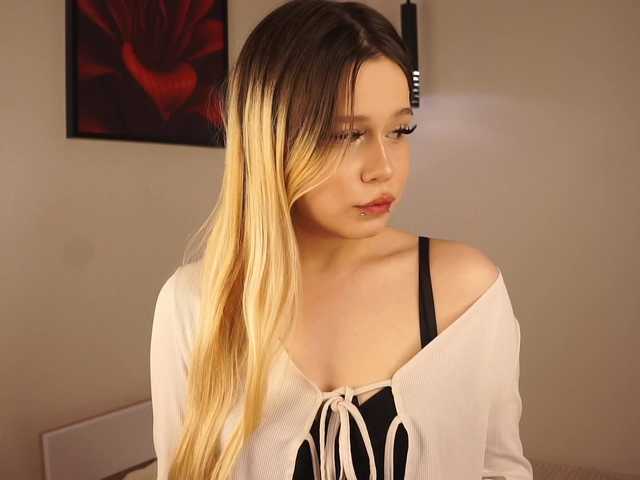 loveaudirs's BongaCams show and profile