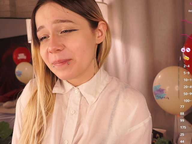 loveaudirs's BongaCams show and profile