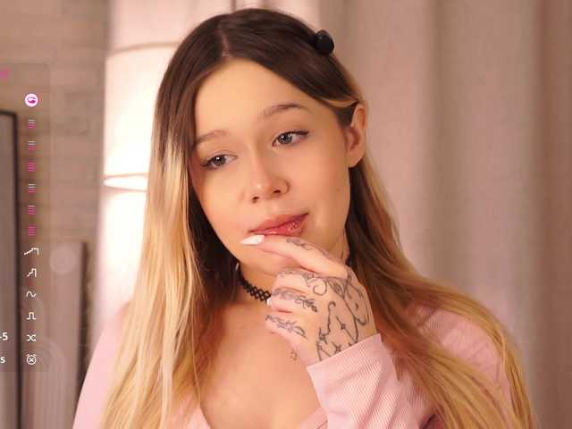 loveaudirs's BongaCams show and profile