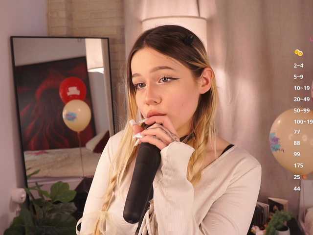 loveaudirs's BongaCams show and profile